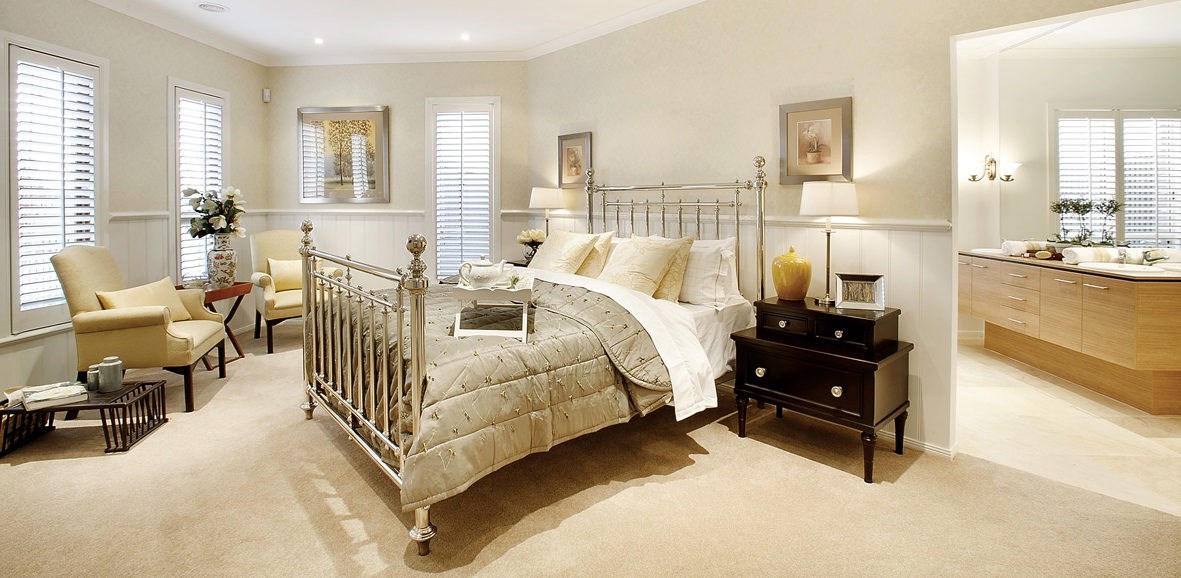 EasyCraft Easy Regency Panels 150 installed in a bedroom